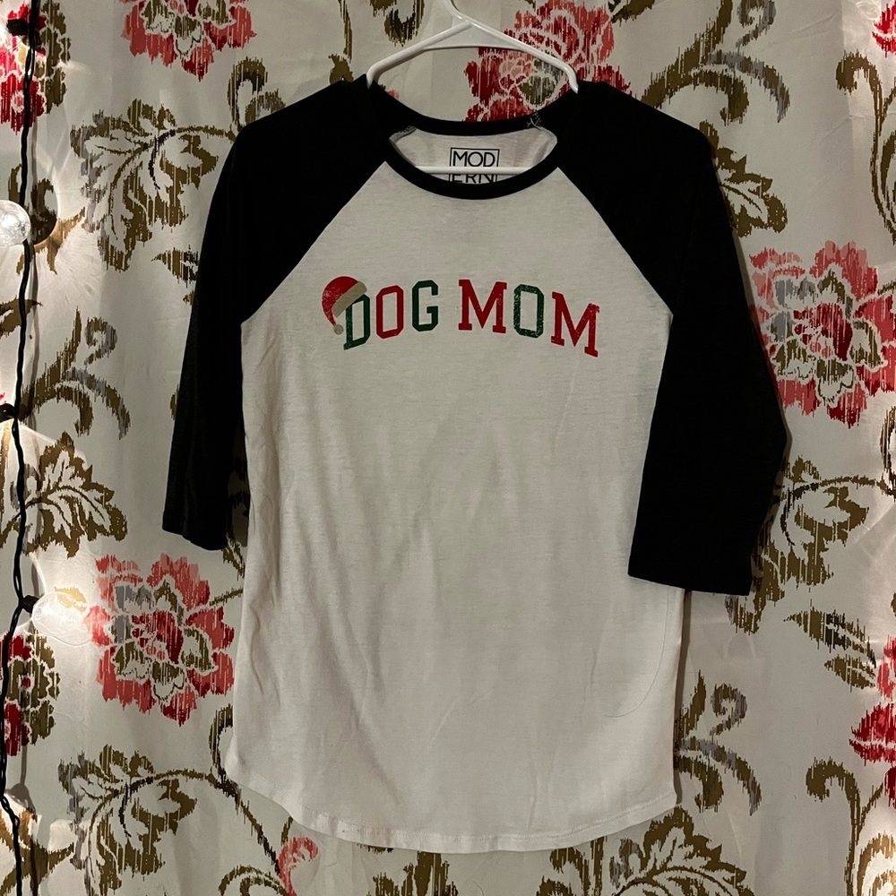 Dog Mom Christmas Baseball T-Shirt